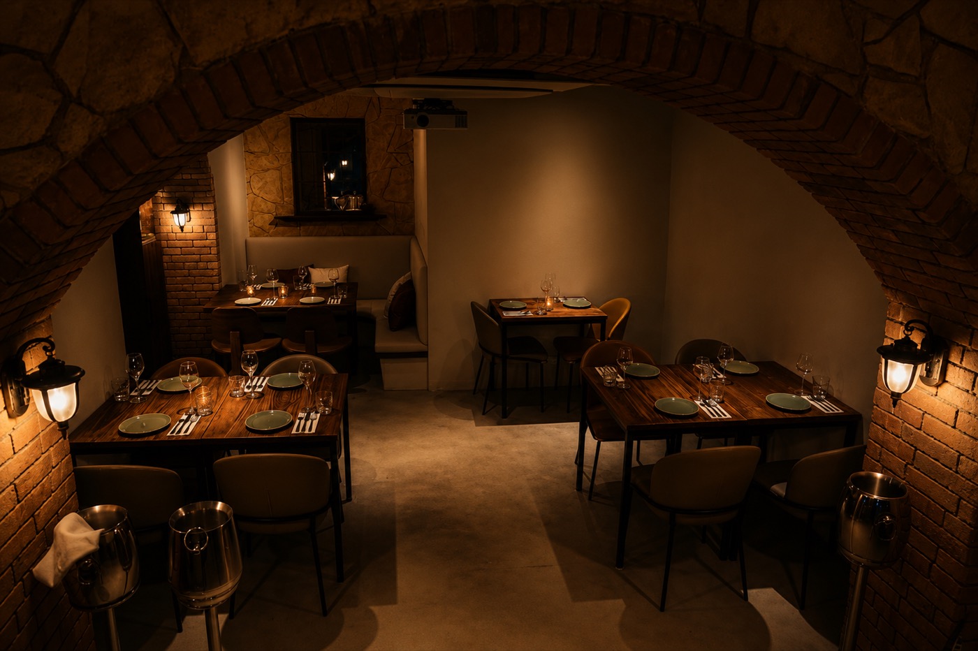 從上方看 CAVA BAJA 主用餐區